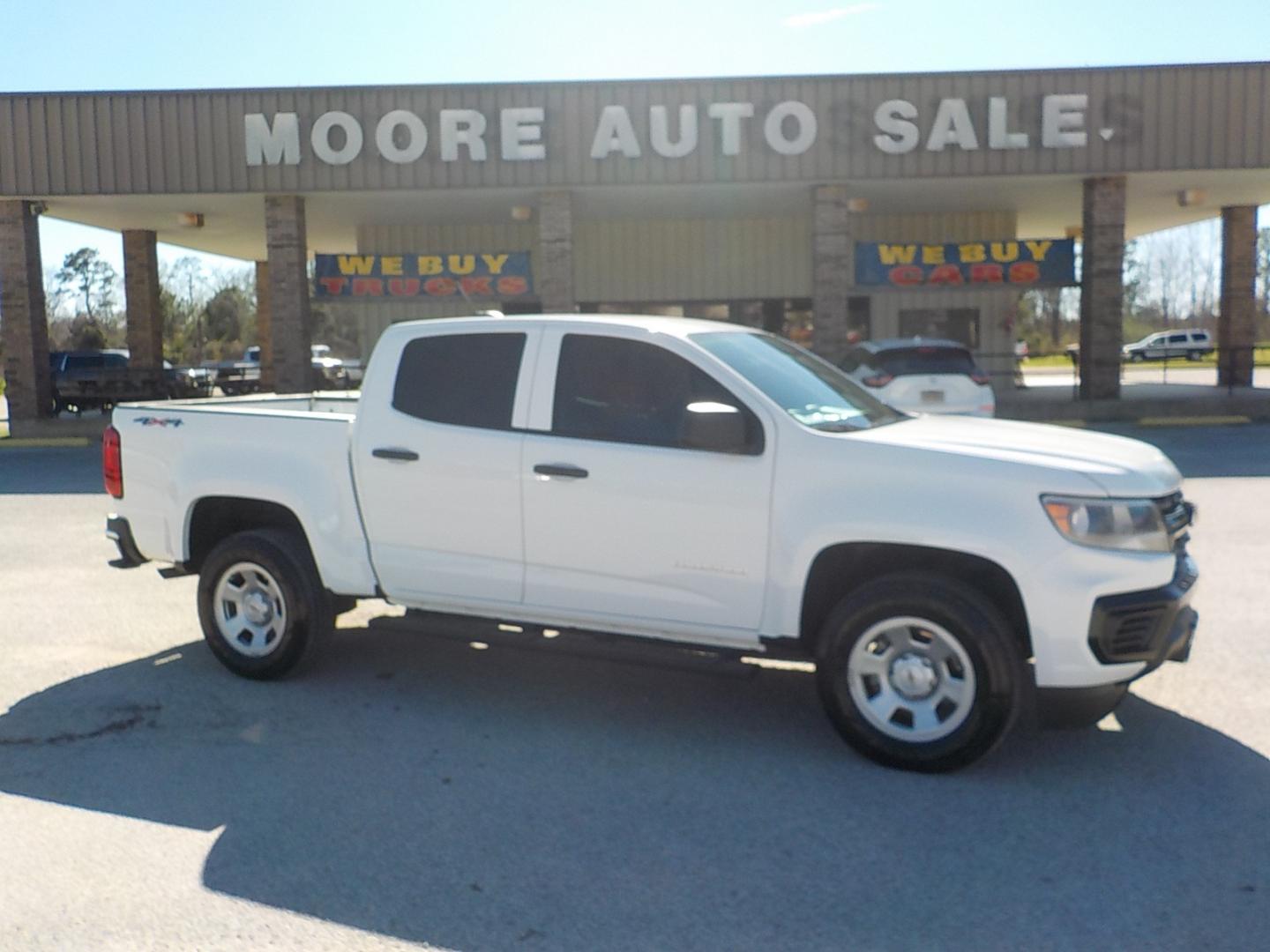 2022 White /Black Chevrolet Colorado (1GCGTBEN2N1) , Automatic transmission, located at 1617 W Church Street, Livingston, TX, 77351, (936) 327-3600, 30.710995, -94.951157 - Good miles! Great 4X4!! ONE OWNER!! - Photo#0